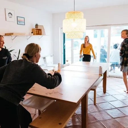 Surf Cascais - Surf Hostel