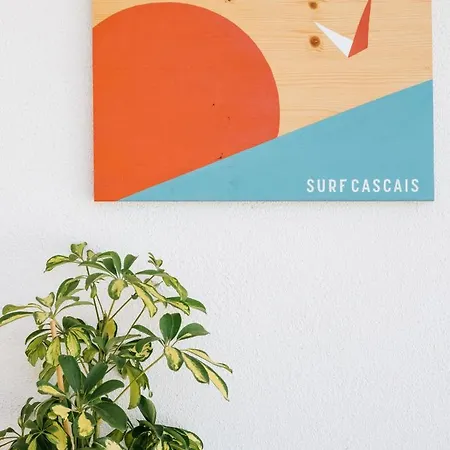 Surf Cascais - Surf Hostel Alcabideche
