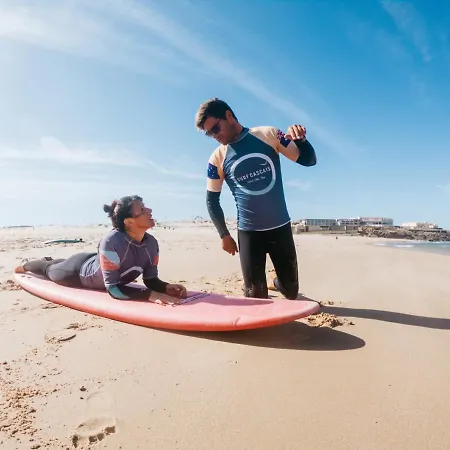 Surf Cascais - Surf Hostel *